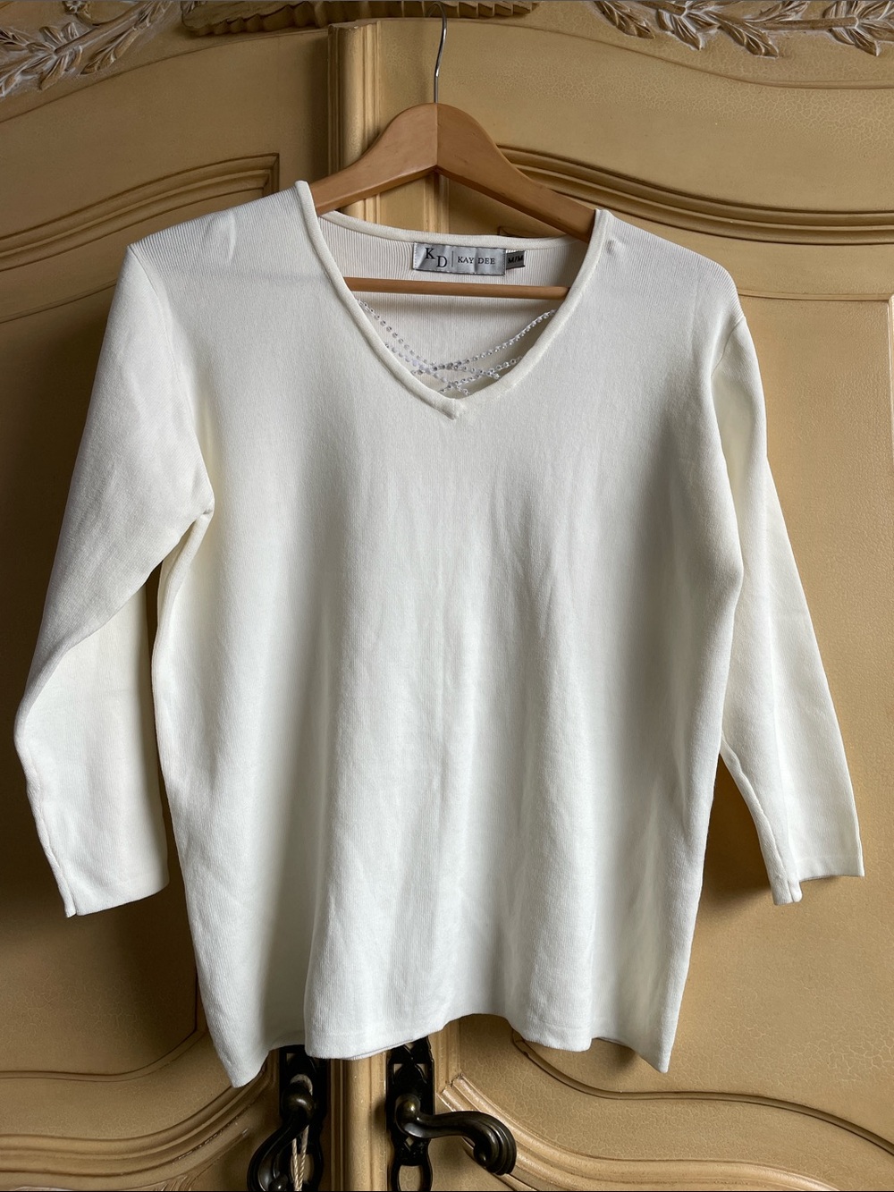 KD V-Neck Sweater in Off-White